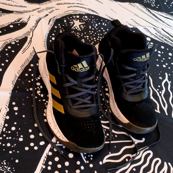 Size 7 Adidas Hi Top Sneakers - Picture 1 of 8